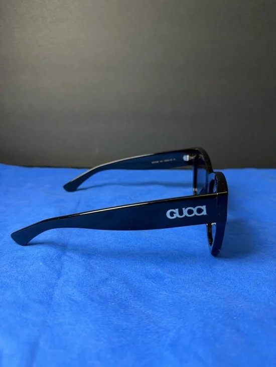 NEW Authentic Gucci Black and Grey Oversized Sunglasses GG1789S - Picture 4 of 10